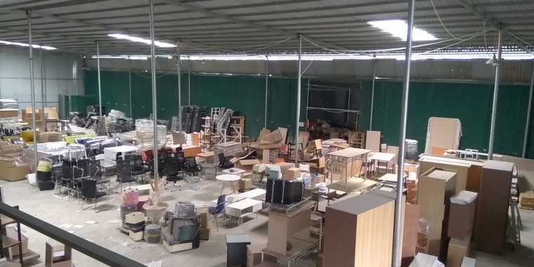 Mua nội thất văn phòng tại kho của Lương Sơn là giải pháp tối ưu chi phí