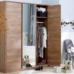Điểm danh 4 mẫu tủ quần áo gỗ ép đẹp nhất hiện nay